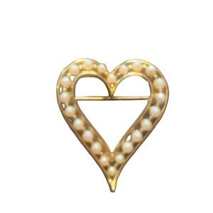 Vintage Heart Shaped Pin with faux Pearls Signed